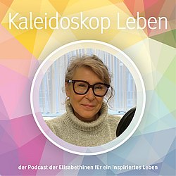 Podcast-Cover mit Sylvia Bäck 