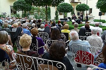 Veranstaltung im Klostergarten