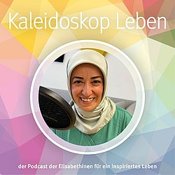 Podcast-Cover mit Dr.in Emine Kaynak